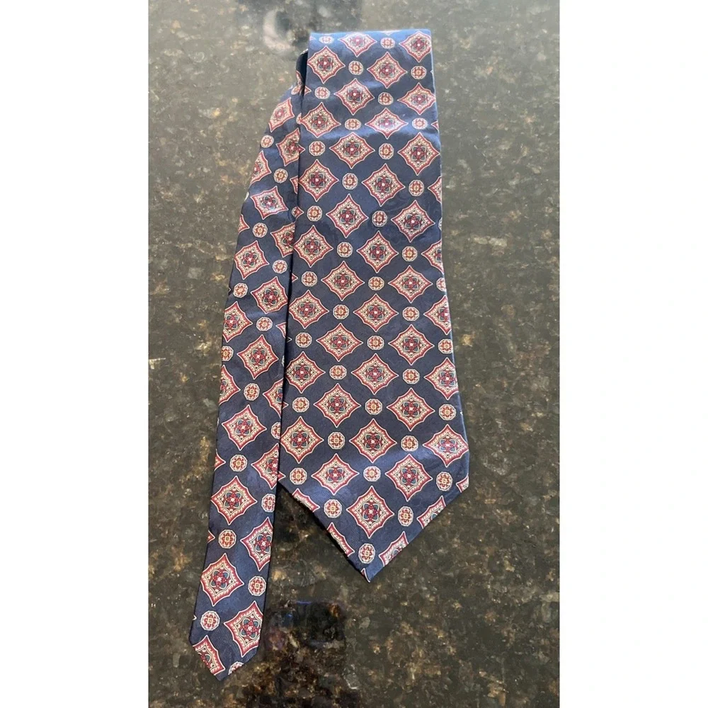 Stafford 100% Italian‎ Silk Executive Necktie- 57 x 4- Blue Red Tan